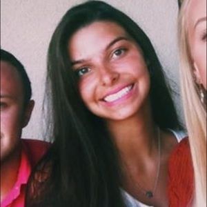 Meet your Posher, Brooke